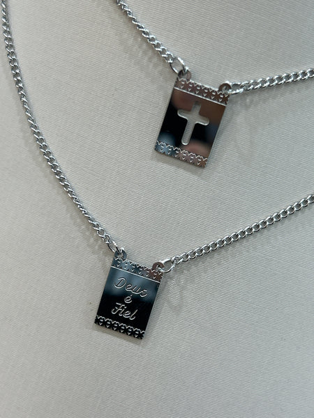 Escapulários prata - aço inoxidável