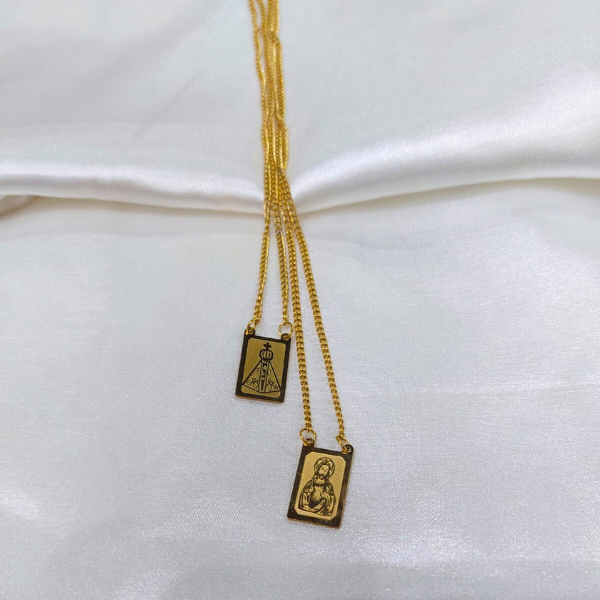 Escapulários Em Aço Dourado