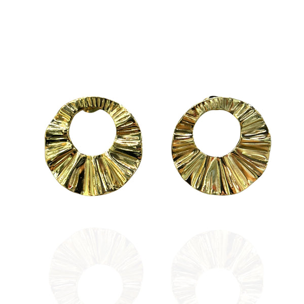 Brinco Circular Vasado Dourado – Aço Inoxidável