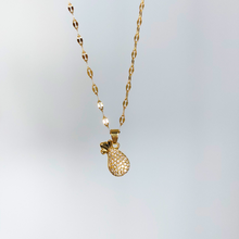 Colar com Pingente Abacaxi Cravejado Dourado Inox