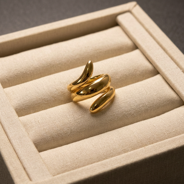Anel espiral dourado em aço inoxidável da Amba Black
