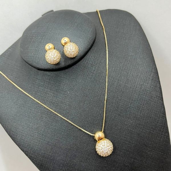 Conjunto colar + brinco joaninha cravejada