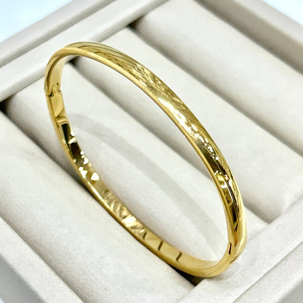 Bracelete Liso Dourado - Aço inoxidável