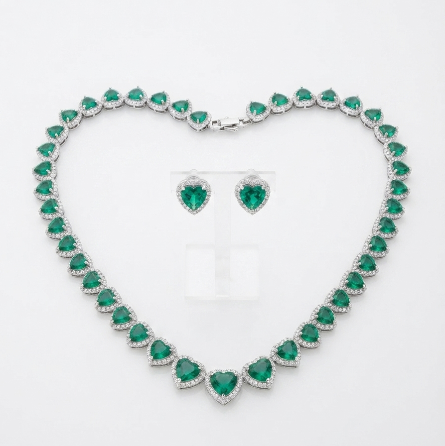 Conjunto colar pulseira e brinco cravejado verde folheado a prata
