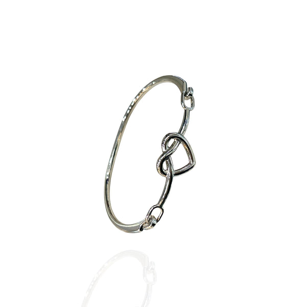 Bracelete Coração Vasado Prata Tendência