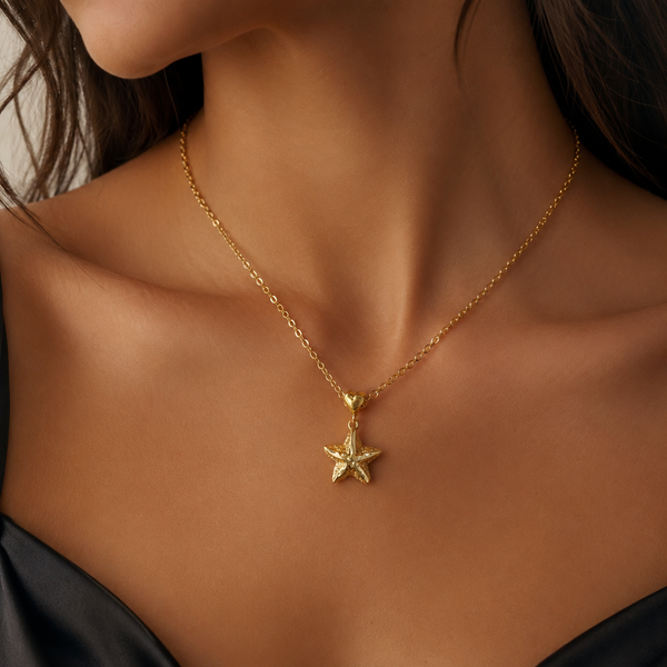 Colar Pingente Estrela do Mar dourado semijoia