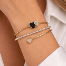 Bracelete com coração preto e cristal cravejado dourado - Folheado