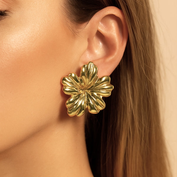 Brinco flor dourado - Semijoia