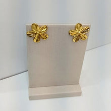 Brinco Mini Flor - Aço Inoxidável