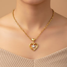 Colar Coração com Ponto de Luz - Semijoia