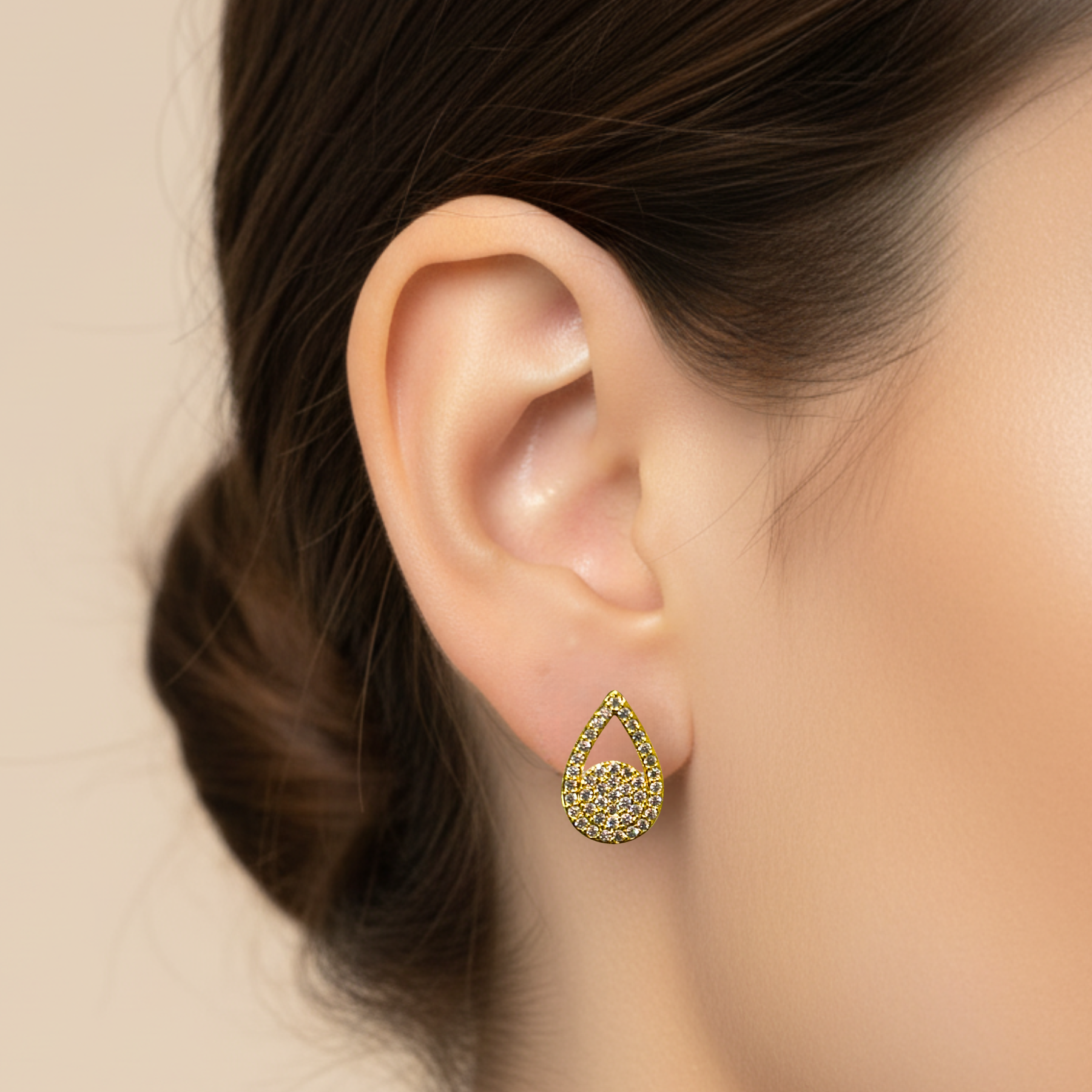 Brinco gota cravejado Dourado - Semijoia