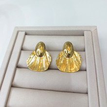 Brinco Orgânico Oval Leque - Aço Inoxidável