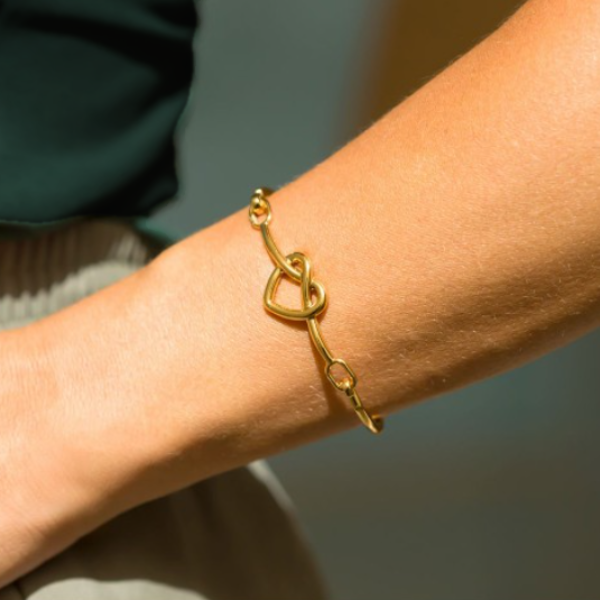 Bracelete Coração Vasado -Semijoia