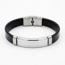 Pulseira de borracha com metal em aço inox prata personalizada
