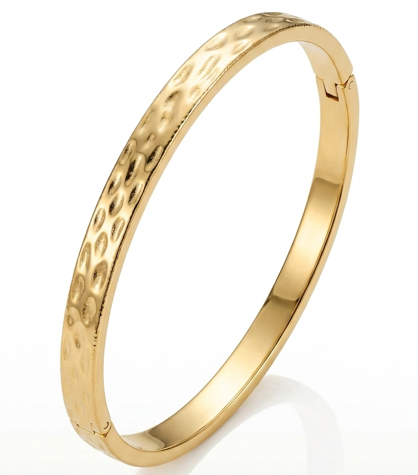 Bracelete liso texturizado dourado Semijoia