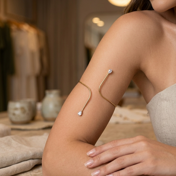 Bracelete Antebraço Ponto de Luz Dourado Folheado 18k