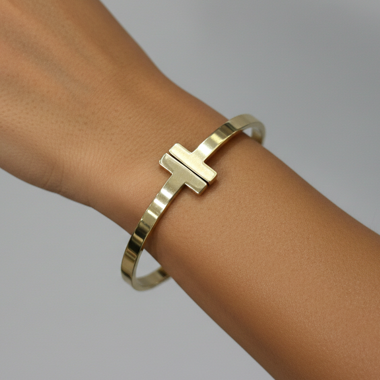 Bracelete T Dourado Aço Inox Antialérgico