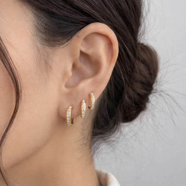 Trio de Argolas circular cravejada dourado - aço inoxidável