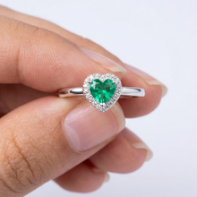 Anel Solitário coração Verde água cravejado prata - Semijoia