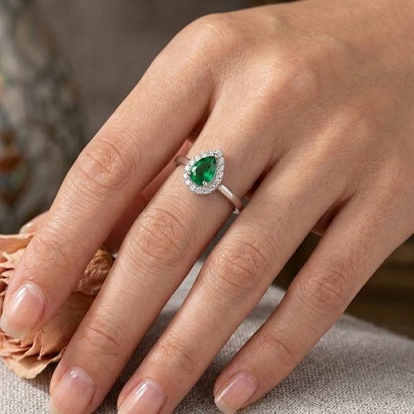 Anel Solitário gota verde esmeralda cravejado prata - Semijoia