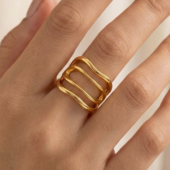 Anel Dunas Dourado Aço Inox Não Escurece | Amba Black