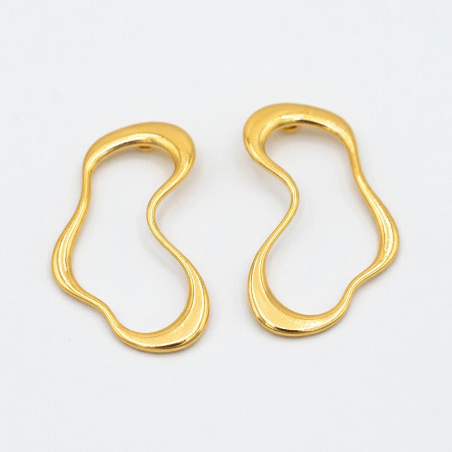 Brinco orgânico waves dourado - aço inoxidável