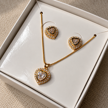 Conjunto colar e brinco coração cristal cravejado dourado semijoia