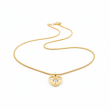 colar com coração vasado e coração cristal dourado semijoia