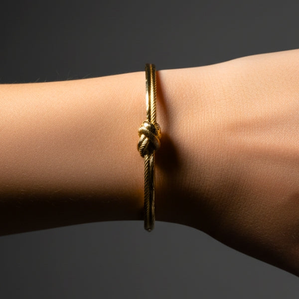 Bracelete Nó Dourado - Semijoia