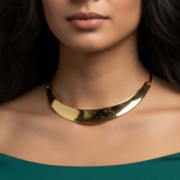 Colar Arco Dourado semijoia