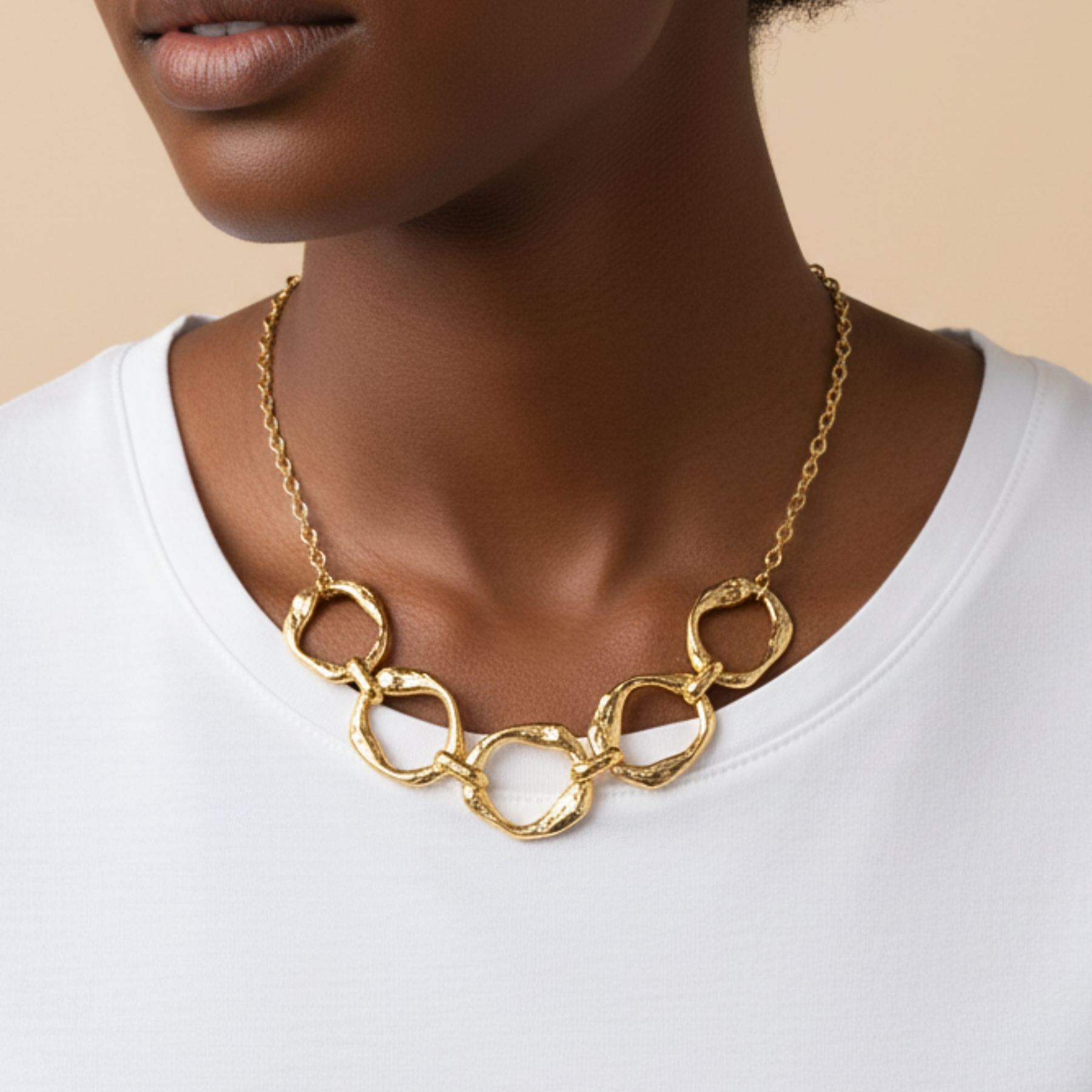 Colar orgânico Elos Circular Dourado - Semijoia