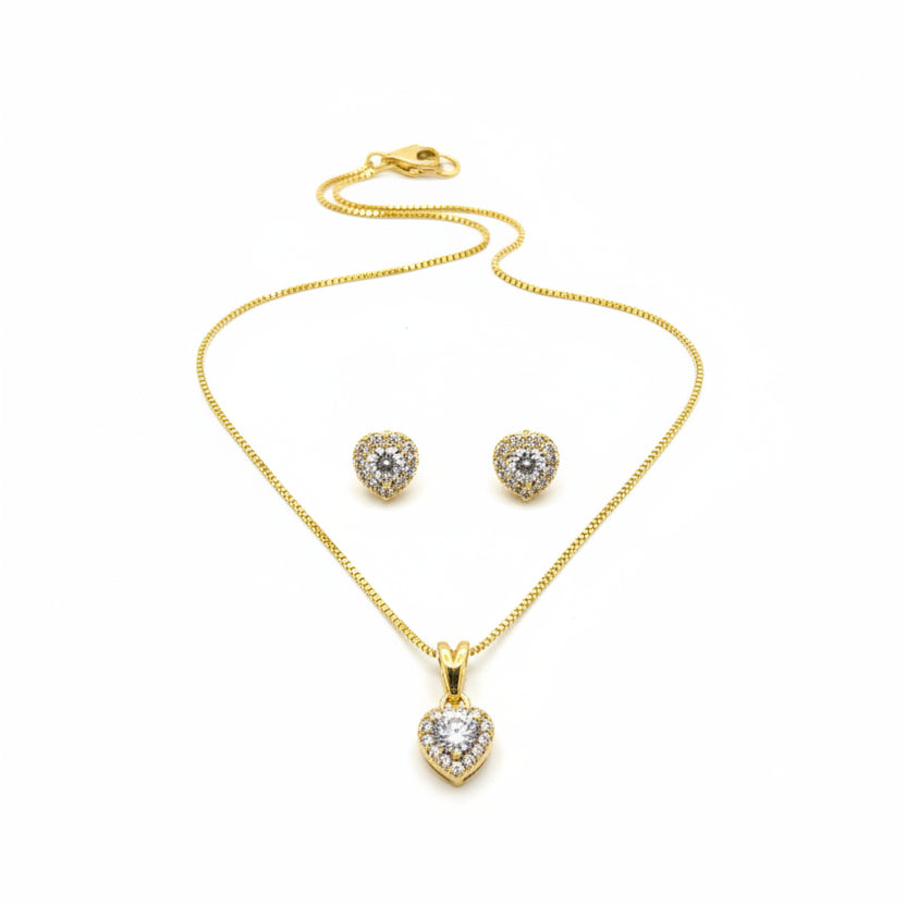 conjunto colar e brinco coração cravejado com ponto de luz dourado semijoia