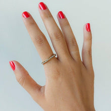 Anel Cravejado Dourado - Aço Inox