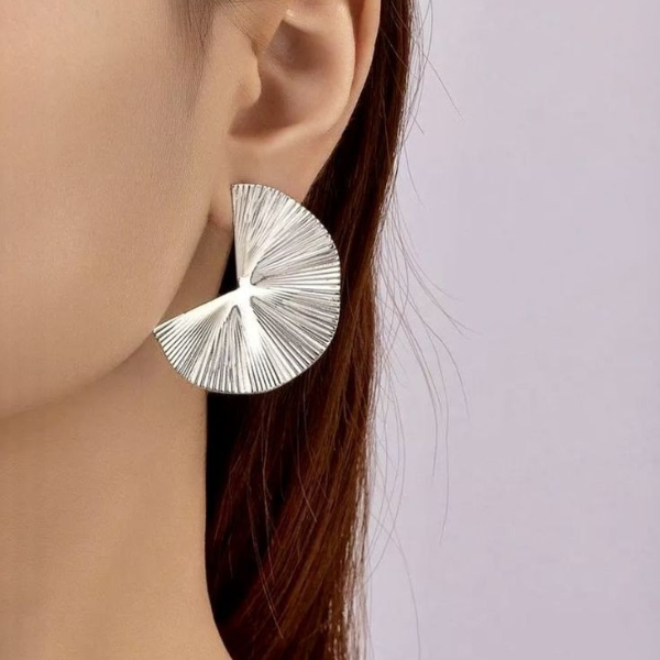 Brinco Leque Texturizado Prata