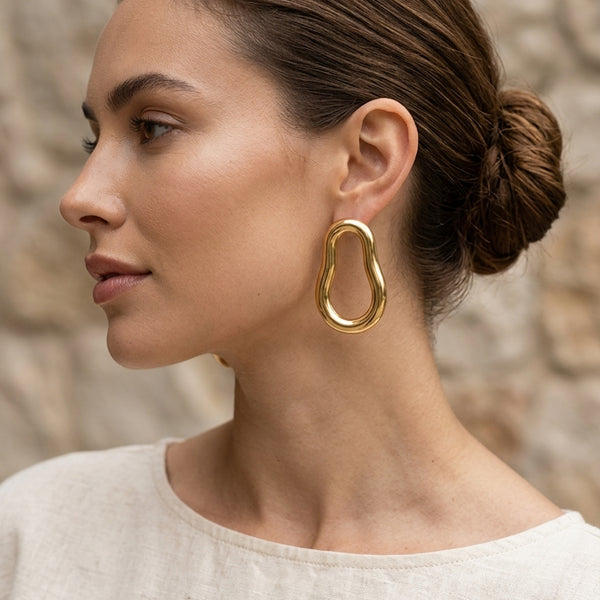 Brinco Orgânico Dourado Aço Inoxidável