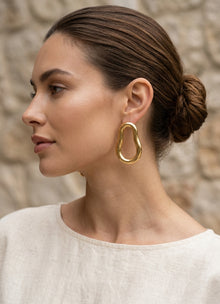 Brinco Orgânico Dourado Aço Inoxidável