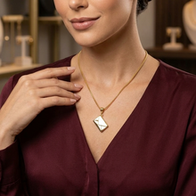 Colar Reliário Carta - Semijoia