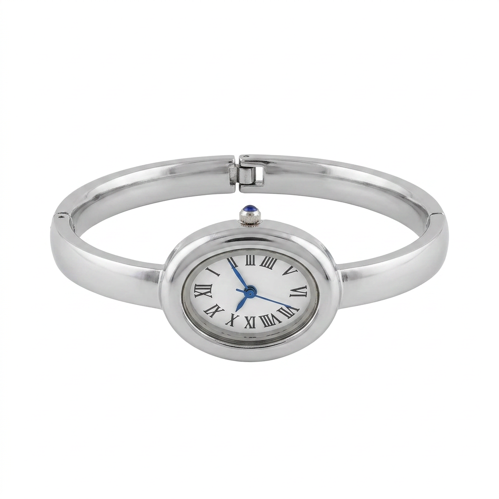 Relógio bracelete oval prata em aço inox com mostrador analógico e algarismos romanos.