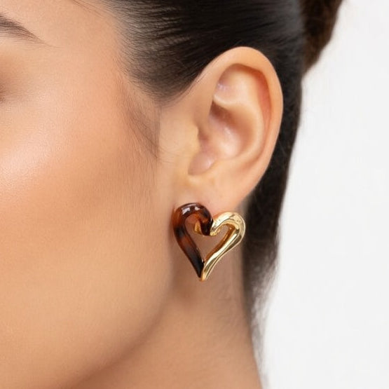 Brinco Coração em Chamas Dourado Folheado Ouro 18k