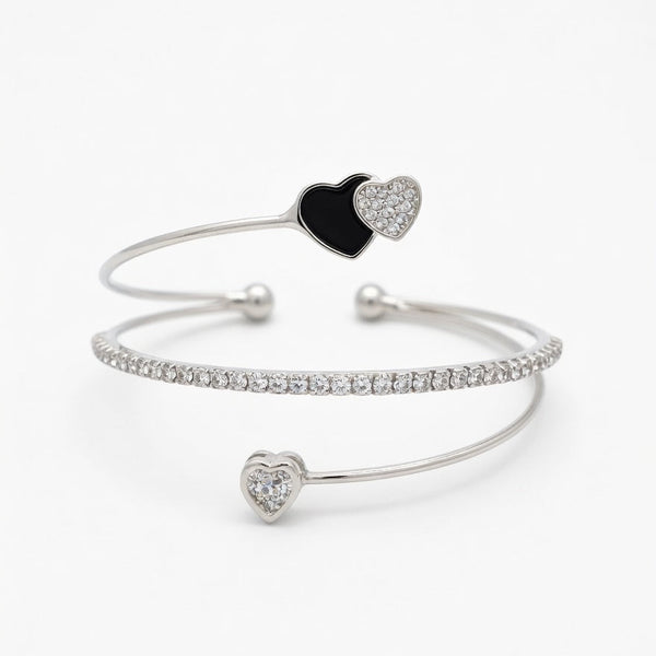 Bracelete com coração preto e cristal cravejado prata - Folheado