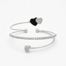 Bracelete com coração preto e cristal cravejado prata - Folheado