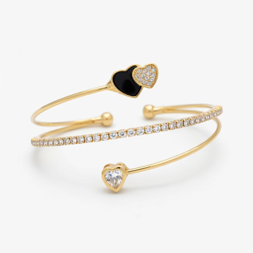 Bracelete com coração preto e cristal cravejado dourado - Folheado