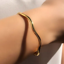 Bracelete Onda Dourado Semijoia