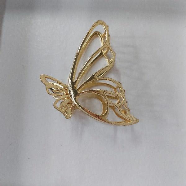Piranha Butterfly Amba: Delicadeza que Encanta Seu Penteado! - Amba Black